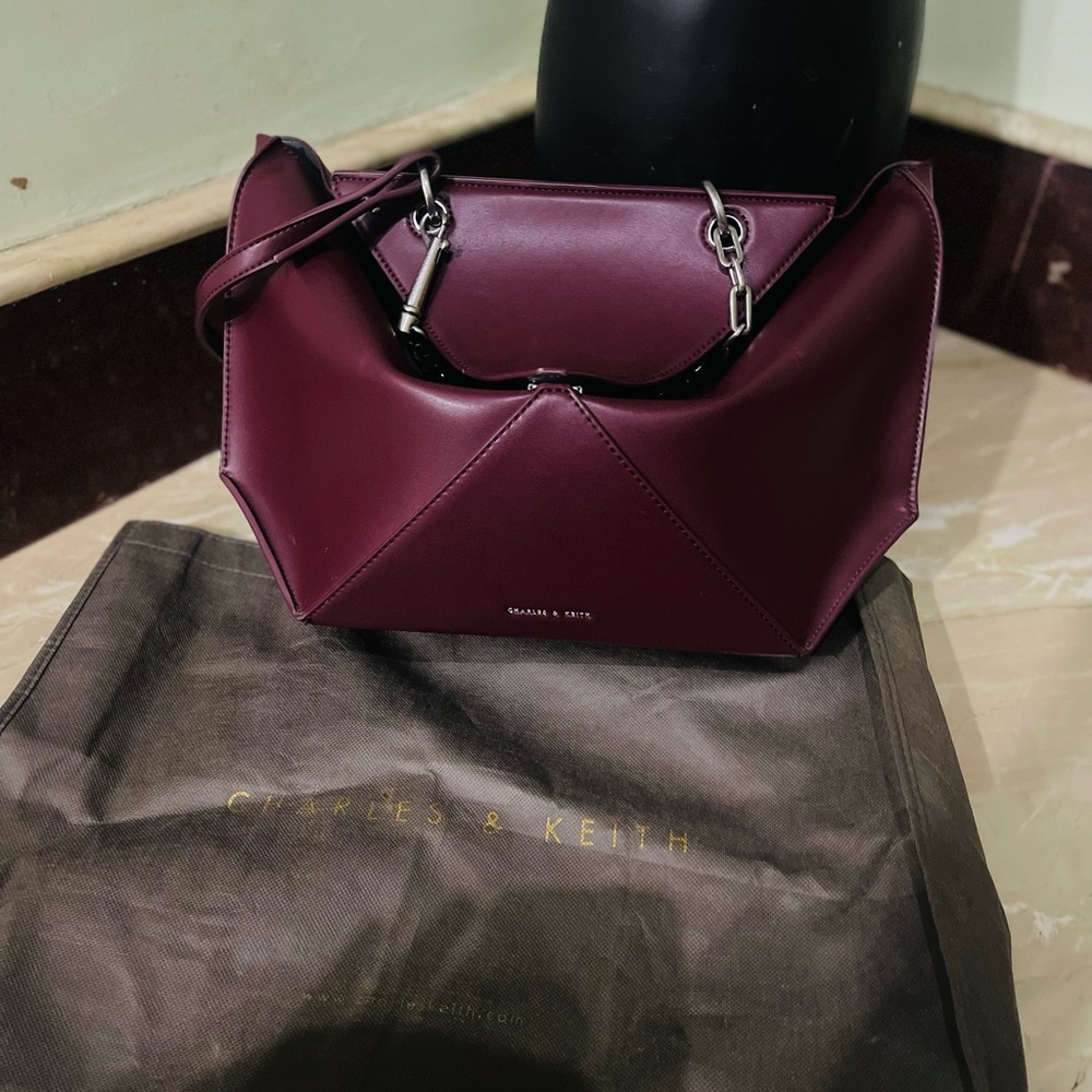 Charles and keith bag - Picture 9 of 9